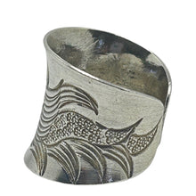 S/S CUFF RING ENGRAVED FLOWER