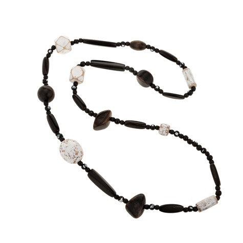 BLACK BEAD NECKLACE