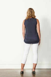 SLEEVELESS [Sz:L COL:NAVY]