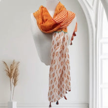 LOTUS SCARF ORANGE 