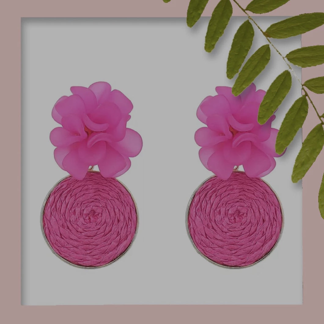 FLOWER RATTAN EARRINGS