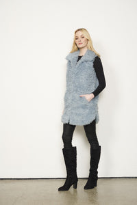 SHERPA FAUX FUR VEST [Sz:M COL:BABY BLUE]