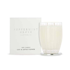 LILY & LOTUS FLOWER CANDLE 370G