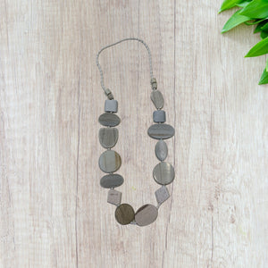 NATURAL WOOD NECKLACE