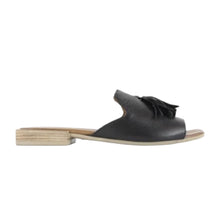 ADIELIA SLIDE WITH TASSLE